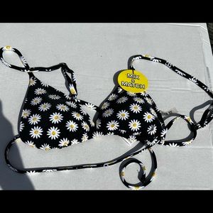 Bikini top black daisy print size S forever21 NWPT